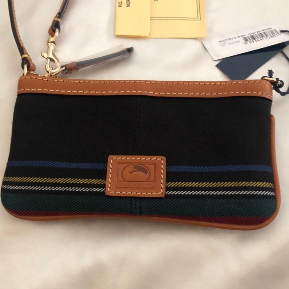Dooney & Bourke Black Tartan & Brown Leather Trim ZA Wristlet NWT - Picture 3 of 16